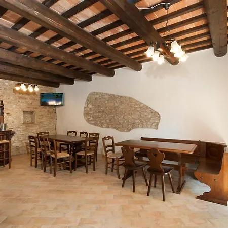 Alloggio per agriturismo Coldipietra *